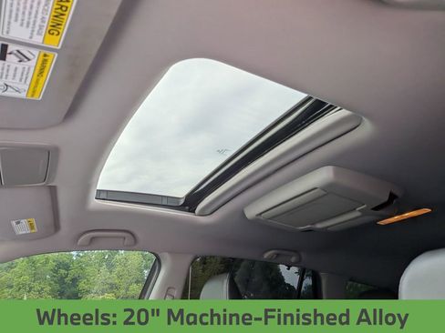 Used 2022 Honda Pilot Touring image 15