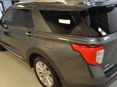 Used 2020 Ford Explorer Limited w/ Class III Trailer Tow Package image 5