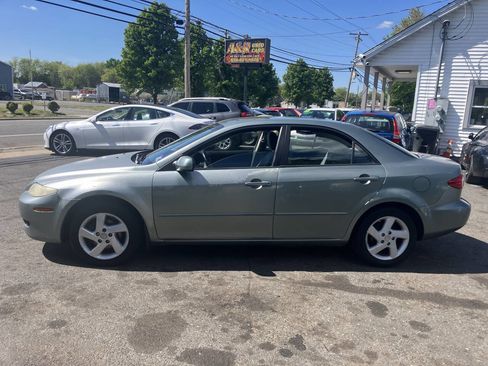 Used 2004 MAZDA MAZDA6 i FWD image 10