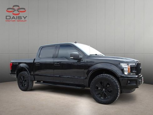 Used 2020 Ford F150 XLT w/ Equipment Group 302A Luxury image 3