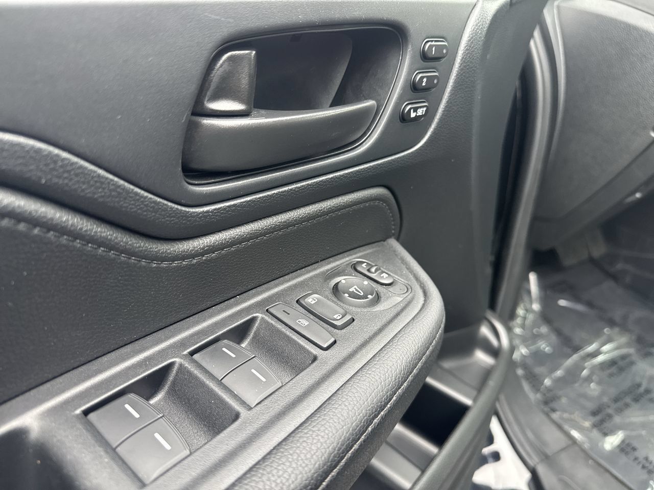 Used 2023 Honda Odyssey Sport image 3