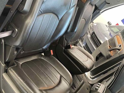 Used 2012 Buick Enclave Leather image 23