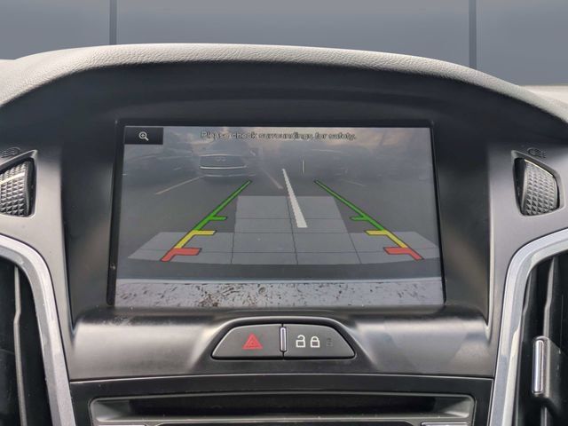 Used 2014 Ford Focus Titanium FWD image 22