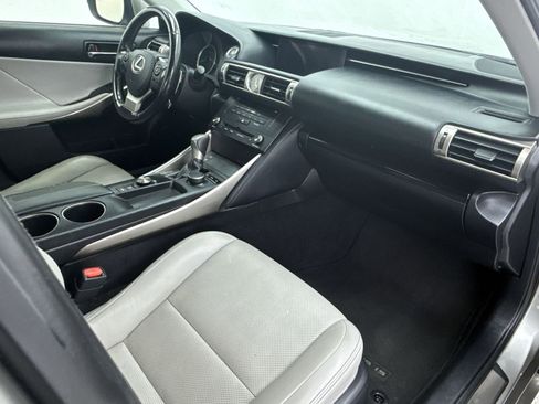 Used 2016 Lexus IS 200t w/ Premium Package image 16