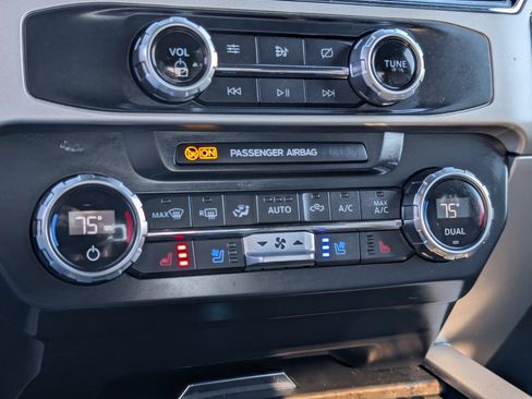 Used 2022 Ford F350 Lariat w/ Lariat Ultimate Package image 26