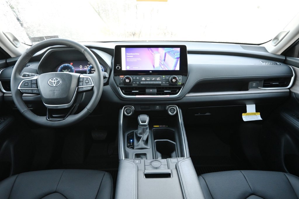 New 2026 Toyota Grand Highlander AWD image 23