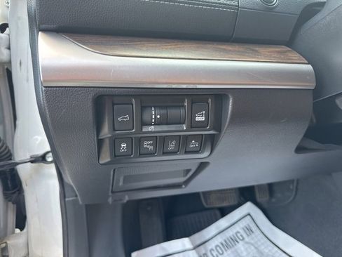 Used 2019 Subaru Outback 2.5i Touring image 16