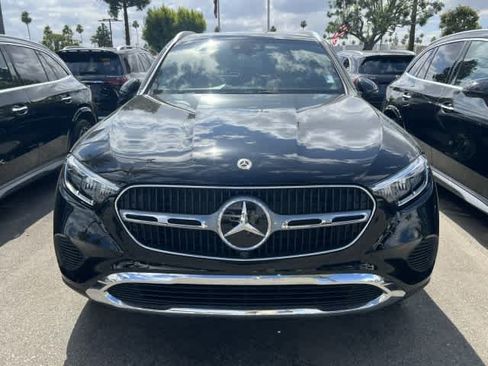 New 2026 Mercedes-Benz GLC 300 4MATIC image 2