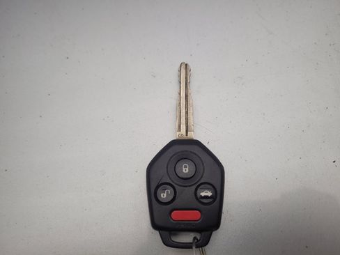 Used 2013 Subaru Impreza 2.0i Premium w/ All-Weather Pkg image 32