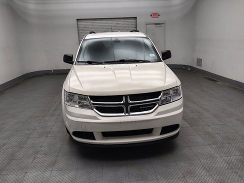 Used 2020 Dodge Journey SE w/ SE Popular Equipment Group image 14