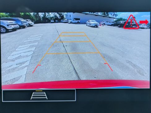 New 2026 Chevrolet Trax RS w/ Sunroof Package FWD image 13