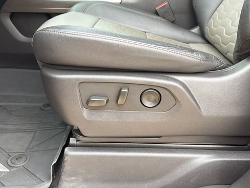 Used 2023 Chevrolet Silverado 1500 ZR2 w/ Technology Package AWD/4WD image 14