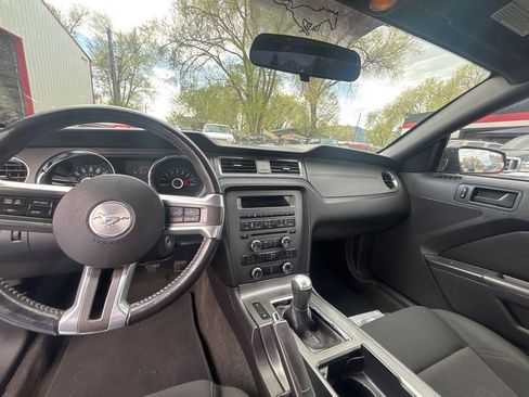 Used 2014 Ford Mustang Coupe image 11
