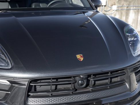 Certified 2026 Porsche Macan AWD/4WD image 15