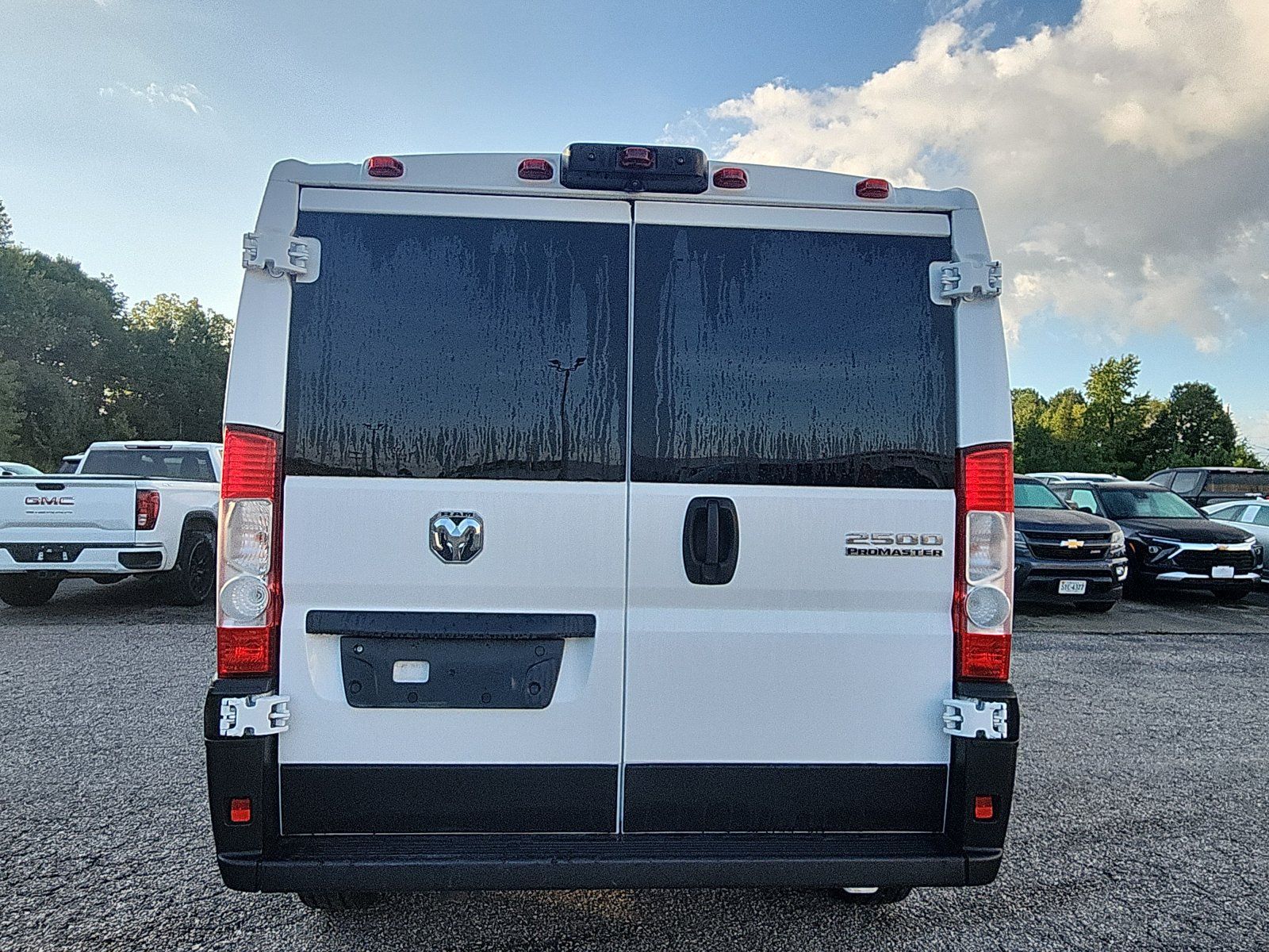 Used 2025 RAM ProMaster 2500 w/ U-Haul Equipment Group FWD image 4