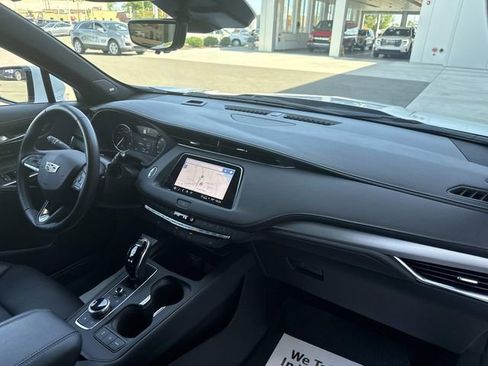 Used 2023 Cadillac XT4 Premium Luxury w/ Enhanced Visibility Package AWD/4WD image 22