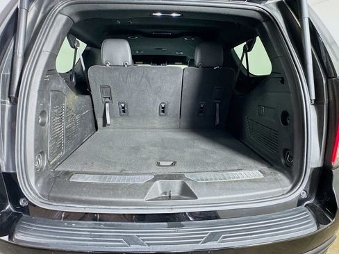 Used 2024 Chevrolet Suburban Z71 AWD/4WD image 29