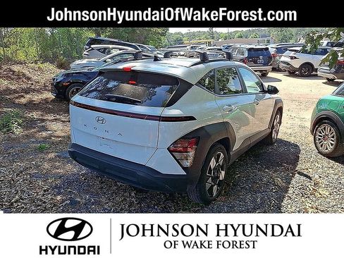 Certified 2025 Hyundai Kona SEL FWD image 2