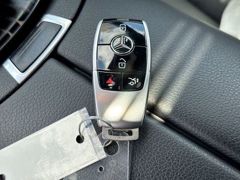 Used 2020 Mercedes-Benz E 350 Sedan image 41