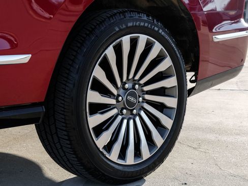 Used 2018 Lincoln Navigator Reserve w/ Technology Package image 74