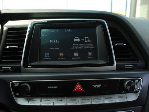 Used 2018 Hyundai Sonata SEL w/ Tech Package 02 FWD image 24