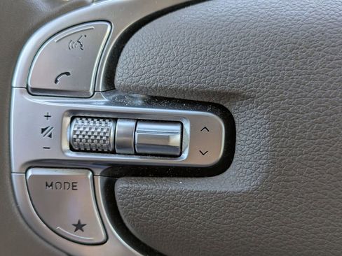 Used 2024 Genesis GV80 2.5T image 17