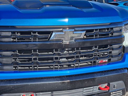 Certified 2022 Chevrolet Silverado 1500 LT Trail Boss w/ LT Trail Boss Premium Package AWD/4WD image 10