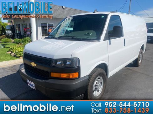 Used 2021 Chevrolet Express 2500 w/ Driver Convenience Package RWD image 1