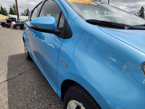 Used 2015 Toyota Prius C Two FWD image 30