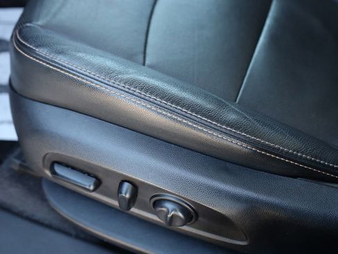 Used 2020 GMC Terrain SLT image 14