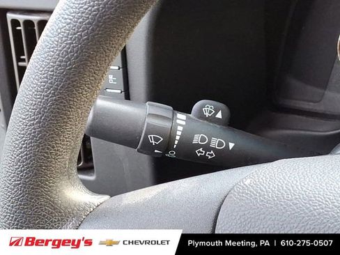 Used 2021 Chevrolet Express 2500 image 21