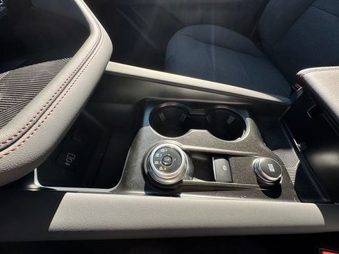 New 2026 Ford Explorer Active AWD/4WD image 34