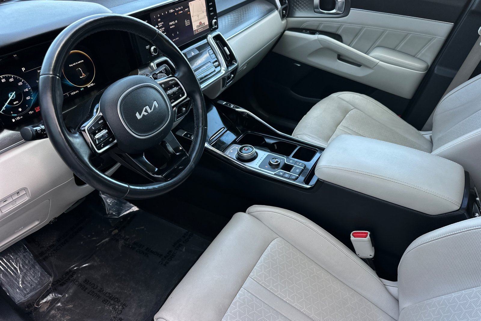 Used 2023 Kia Sorento SX Prestige w/ Panoramic Sunroof Package AWD/4WD image 10