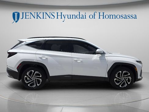 New 2026 Hyundai Tucson Limited FWD image 3