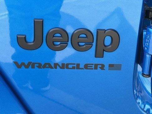 New 2025 Jeep Wrangler Sahara w/ Safety Group image 36