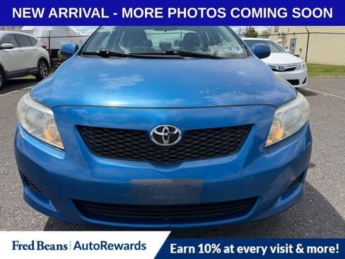 Used 2010 Toyota Corolla LE FWD image 2