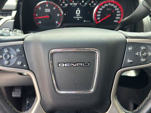Used 2015 GMC Yukon Denali w/ Premium Package RWD image 12