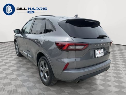 Used 2023 Ford Escape ST-Line w/ Tech Pack #1 AWD/4WD image 8