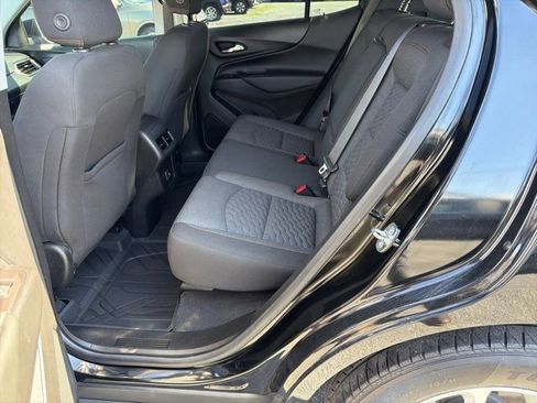 Used 2021 Chevrolet Equinox LT image 16