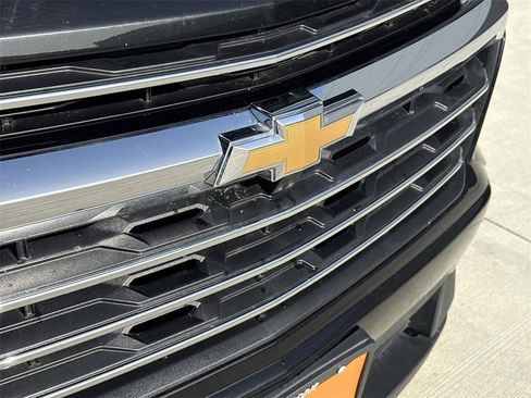 Used 2024 Chevrolet Traverse LT image 25