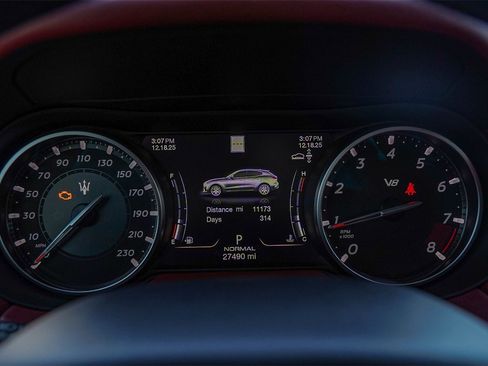 Certified 2022 Maserati Levante Modena S image 17