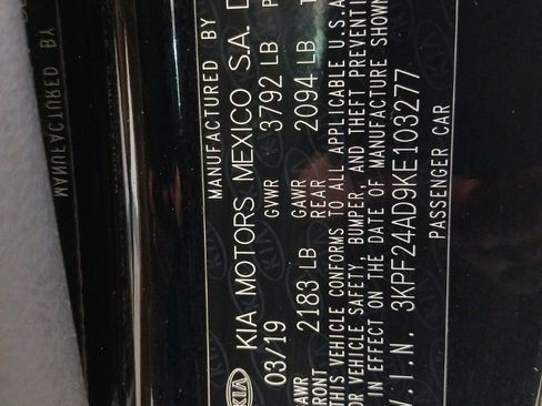 Used 2019 Kia Forte LXS FWD image 21