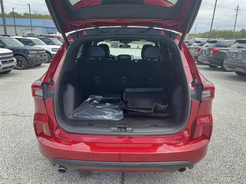 Certified 2024 Ford Escape ST-Line w/ Tech Pack #1 AWD/4WD image 4