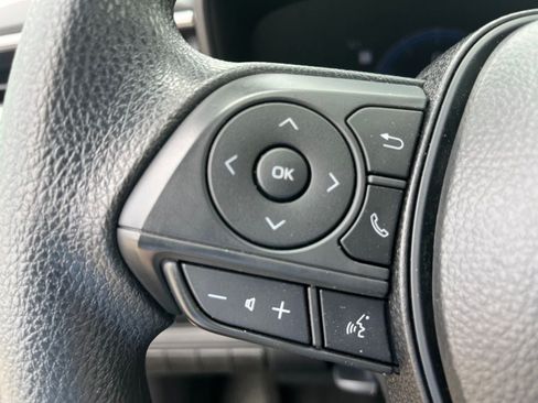 Used 2026 Toyota Corolla LE FWD image 25