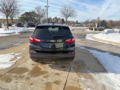 Used 2021 Chevrolet Equinox LS w/ LS Convenience Package FWD image 6