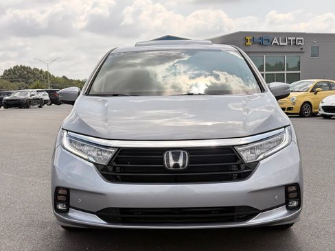 Used 2023 Honda Odyssey Touring image 5