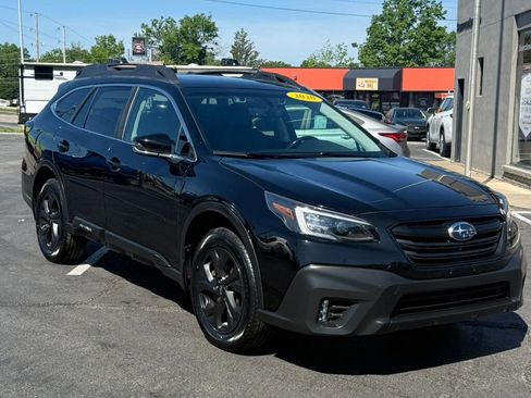Used 2020 Subaru Outback Onyx Edition XT AWD/4WD image 2
