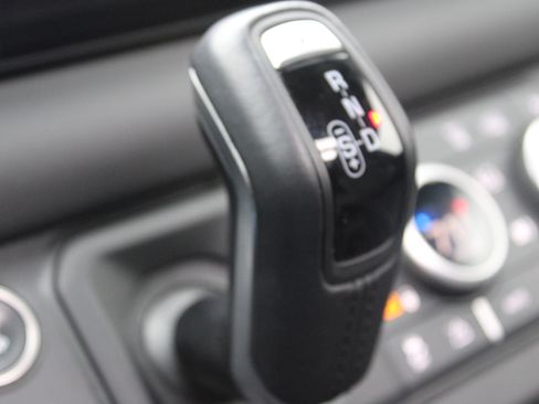 Used 2024 Land Rover Defender 110 S image 26