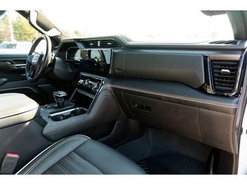 Used 2023 GMC Sierra 1500 AT4X w/ AT4X AEV Edition image 17