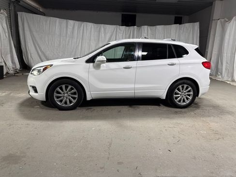 Used 2019 Buick Envision Essence w/ LPO, Road Trip Package FWD image 4